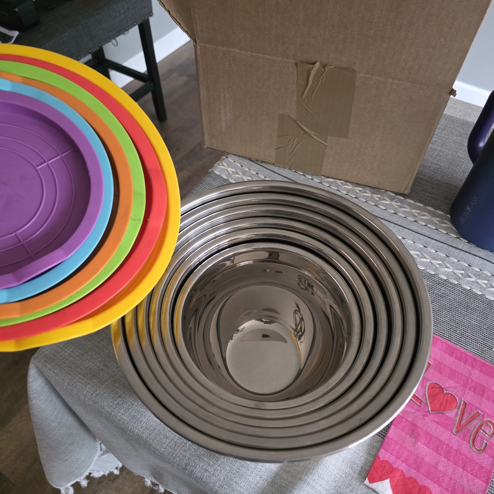 Stainless Steel Mixing Bowl Set with Colorful Lids